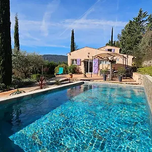 Aux Trois Cypres En Provence Hébergement de vacances